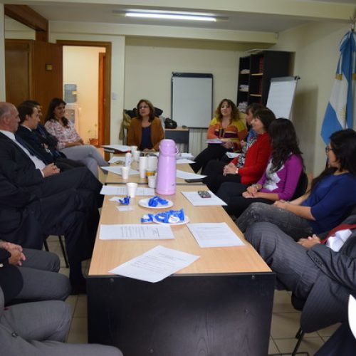 Realizan primera reunión de trabajo del Programa ‘Acercándonos a la Comunidad’ en 2015