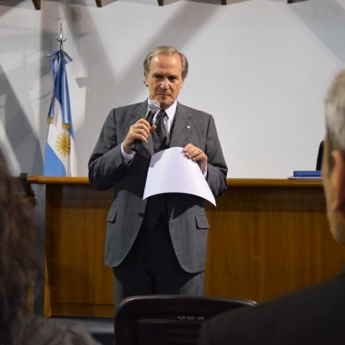 El Doctor Atilio Álvarez disertó en Ushuaia sobre la adopción en el nuevo Código Civil y Comercial